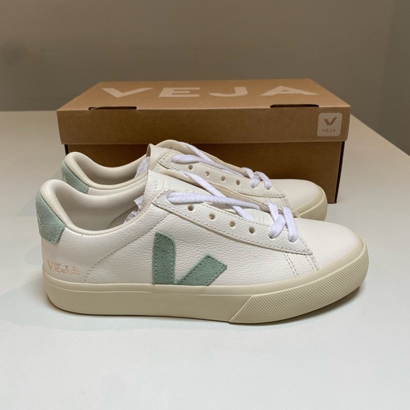 Veja Campo Sneaker Extra White/Matcha Suede size 37EU/6US New in Box - Picture 3 of 8